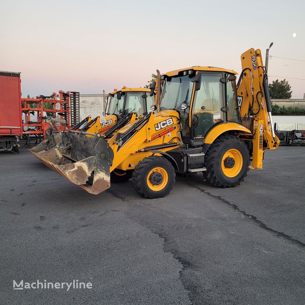 JCB 3 CX backhoe loader