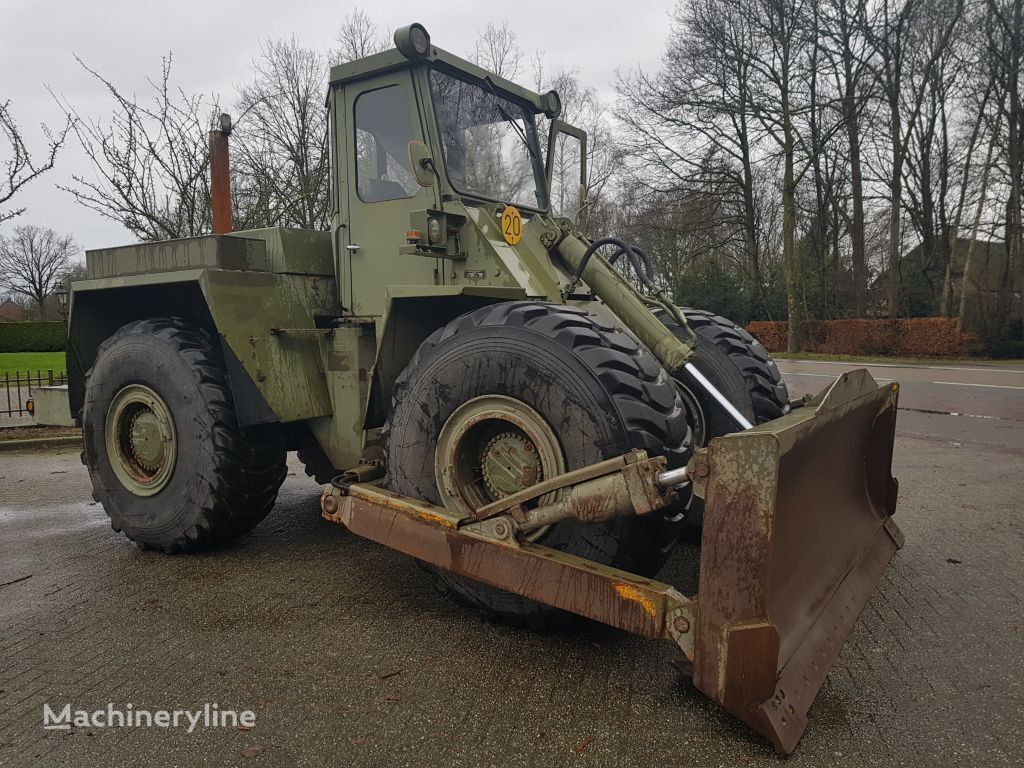 HANOMAG D18C 580 original hours ex dutch army bulldozer