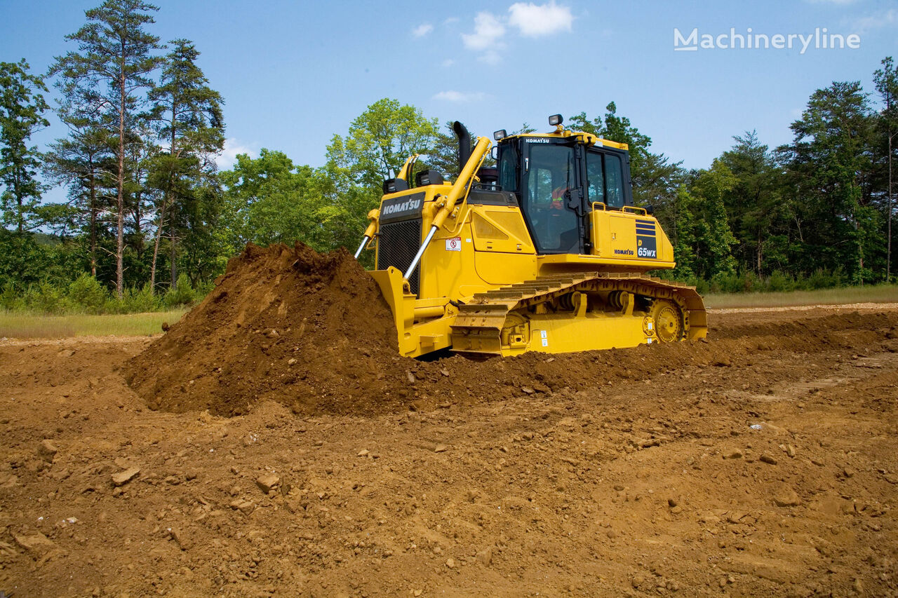 Komatsu D 65WX-17 bulldozer