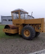 STAVOSTROJ VV 111 road roller for sale image 2 STAVOSTROJ VV 111 road roller image 2