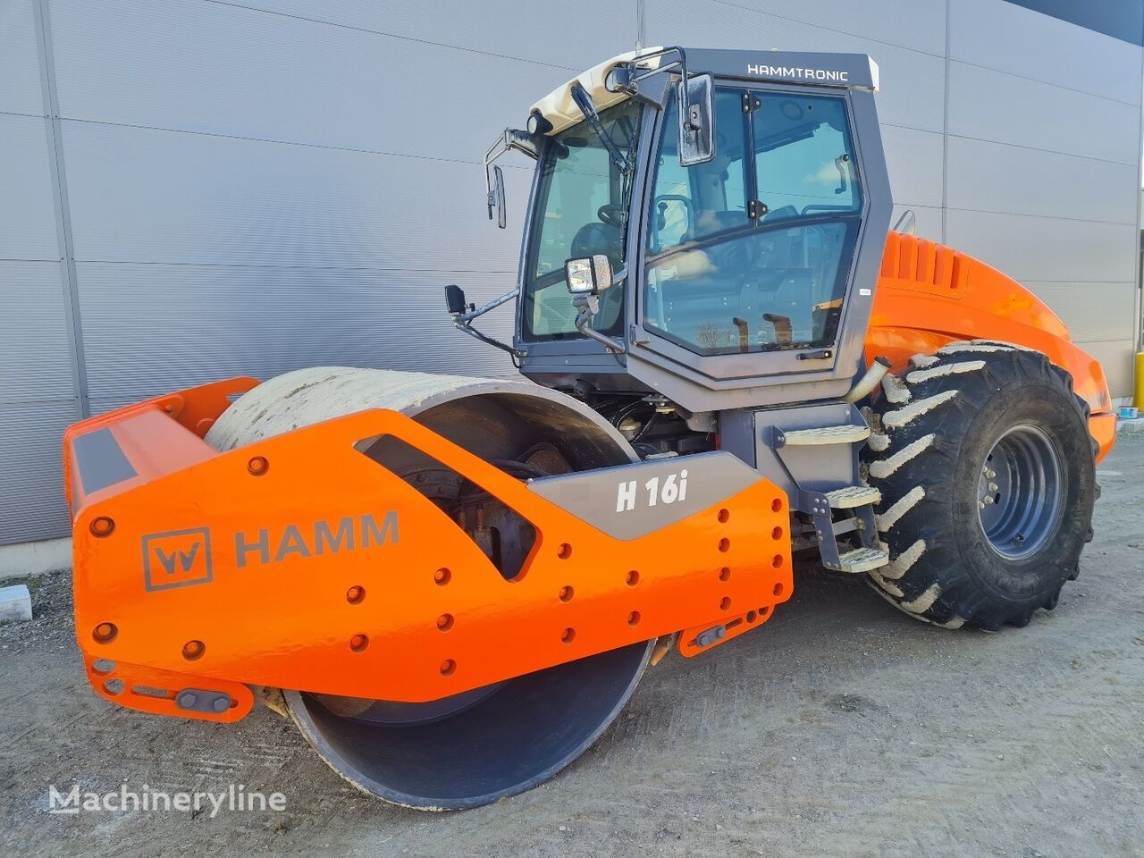 Hamm H 16i / 3.905h single drum compactor