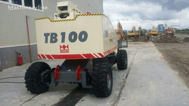 Terex TB100 telescopic boom lift