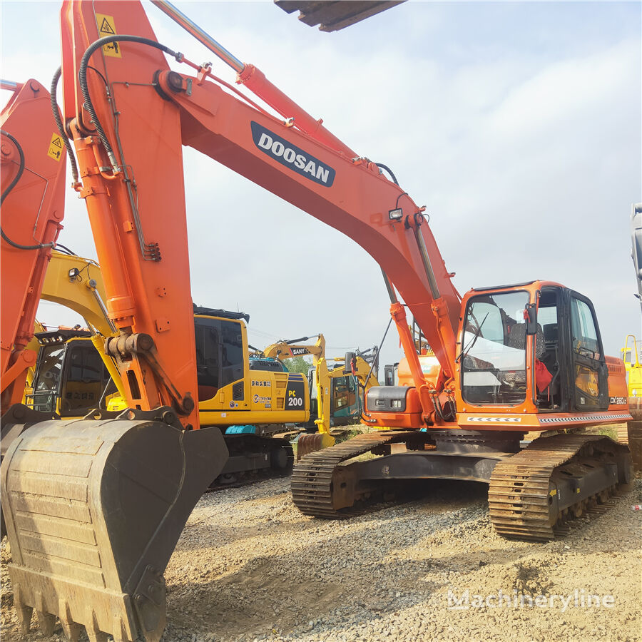 Doosan DX260LC tracked excavator