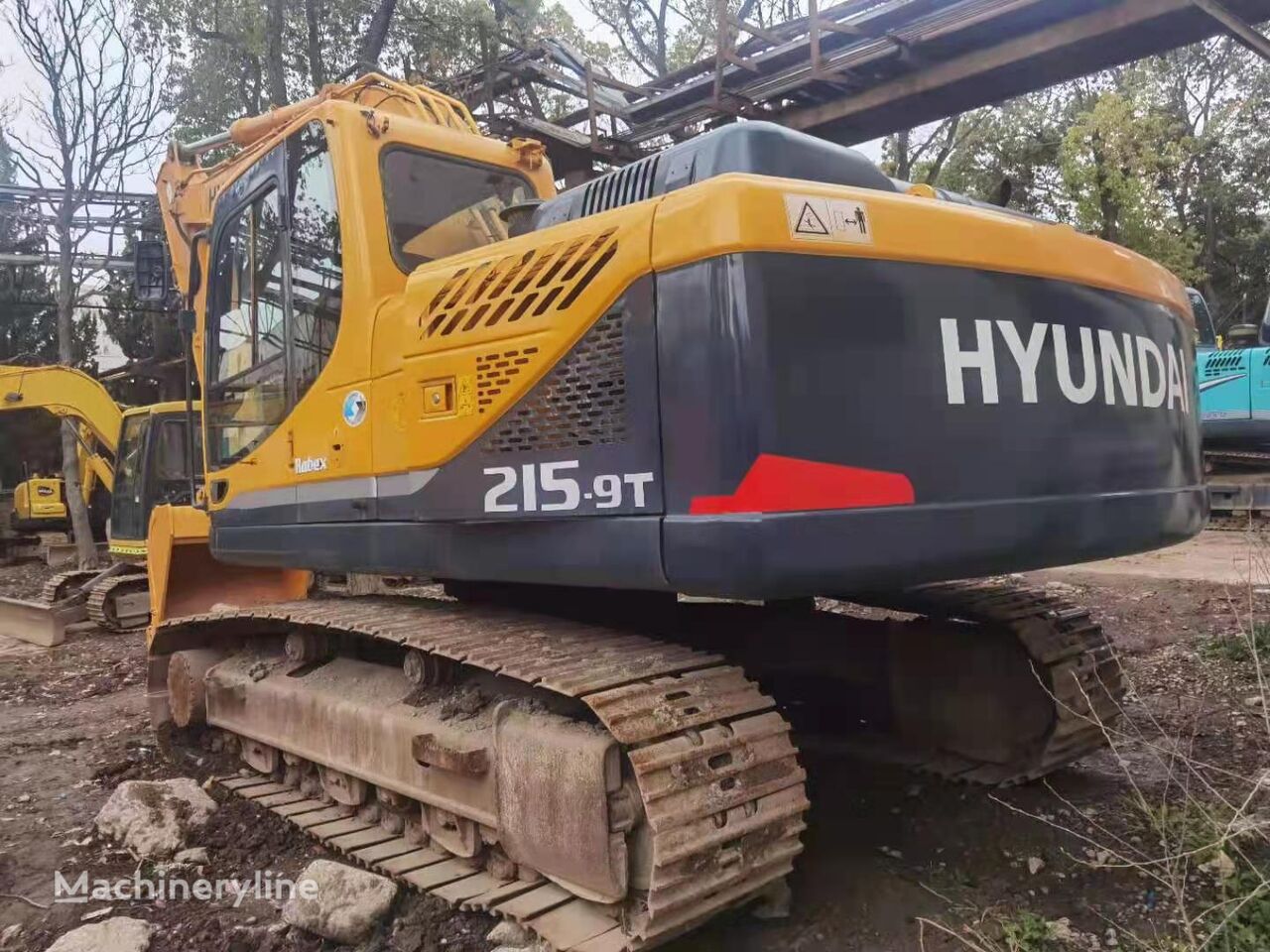 Hyundai 215-9T tracked excavator