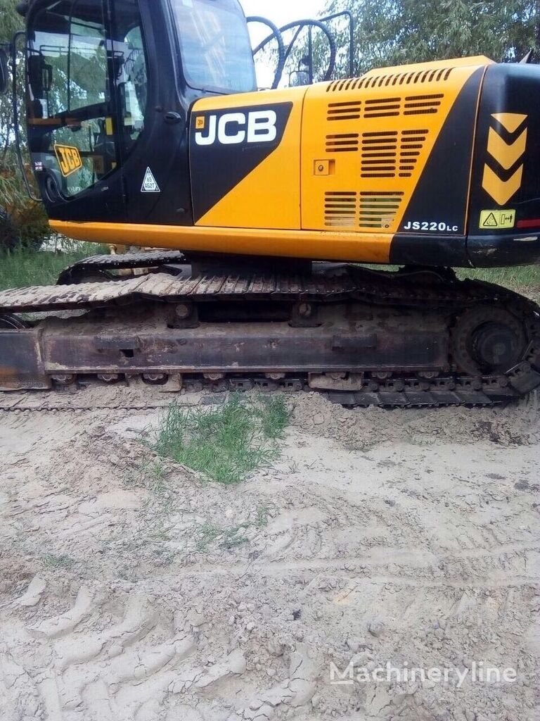 JCB JS220LC tracked excavator