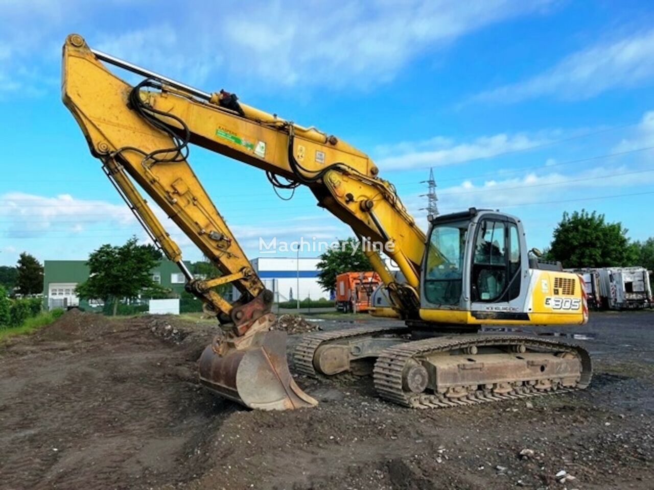 New Holland E 305 Klima tracked excavator