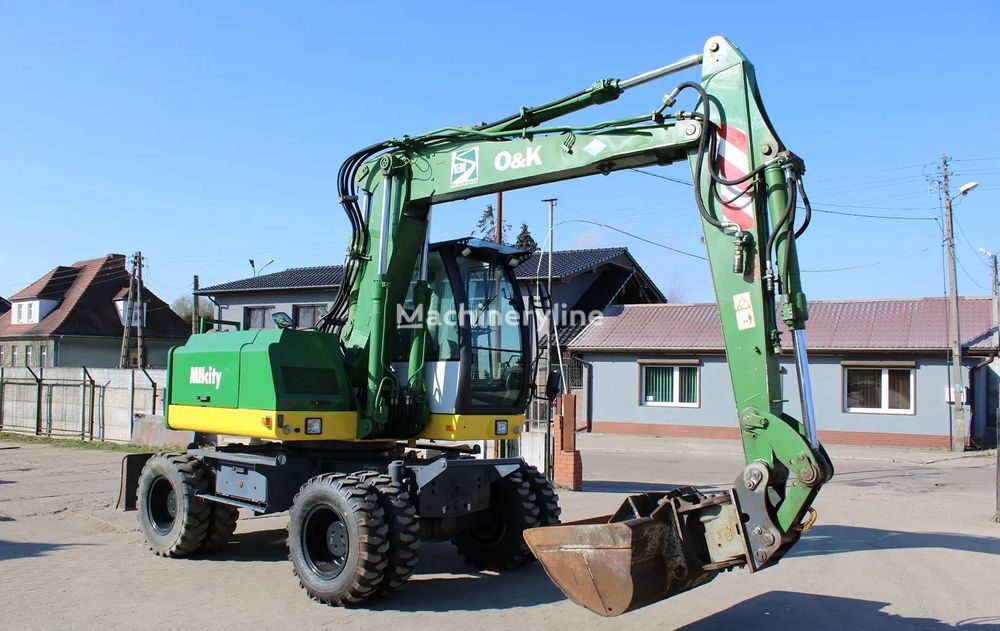 O&K MH CITY wheel excavator